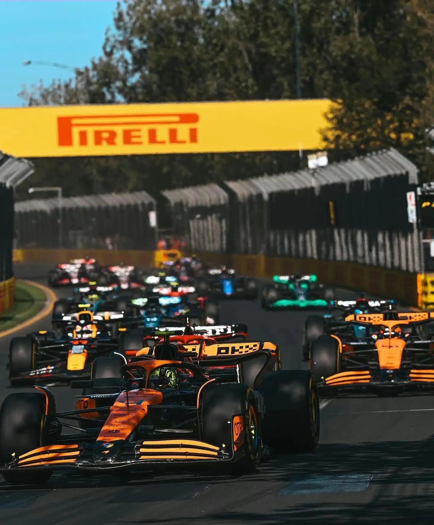 包含索伯车队碾压法拉利,拉塞尔扛起全队的词条 包含索伯车队碾压法拉利,拉塞尔扛起全队的词条