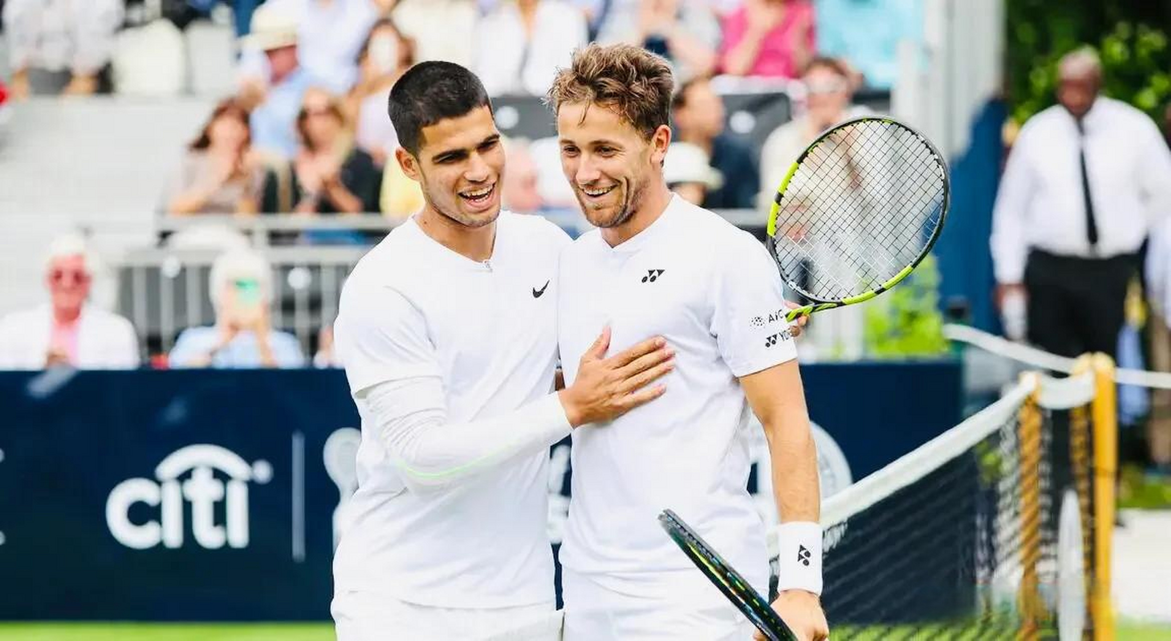 澳网完胜美网，鲁德扛起全队